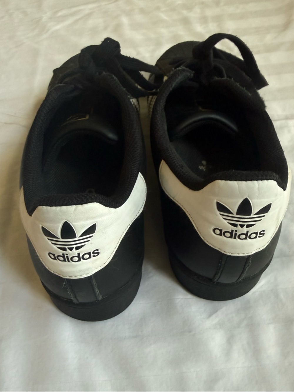 adidas Black and White Leather Sneakers with Gold Tongue Label Men’s Size 9 1/2 - Picture 2 of 7